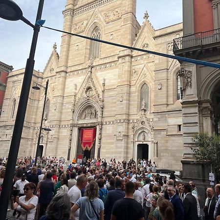 לינה וארוחת בוקר Duomo Miradois 152 Napoli מראה חיצוני תמונה